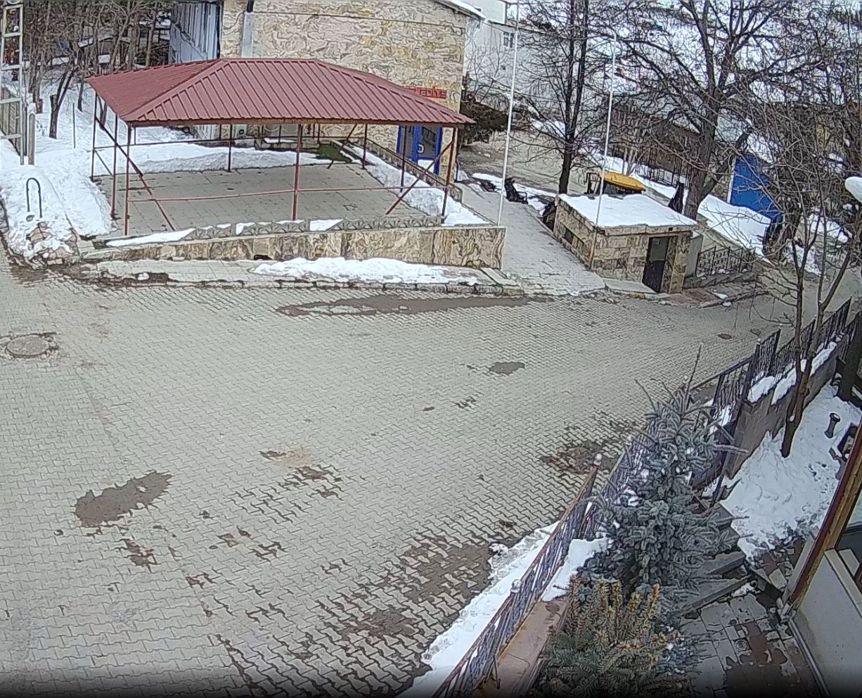 Şenyurt Mahallesi Meydan